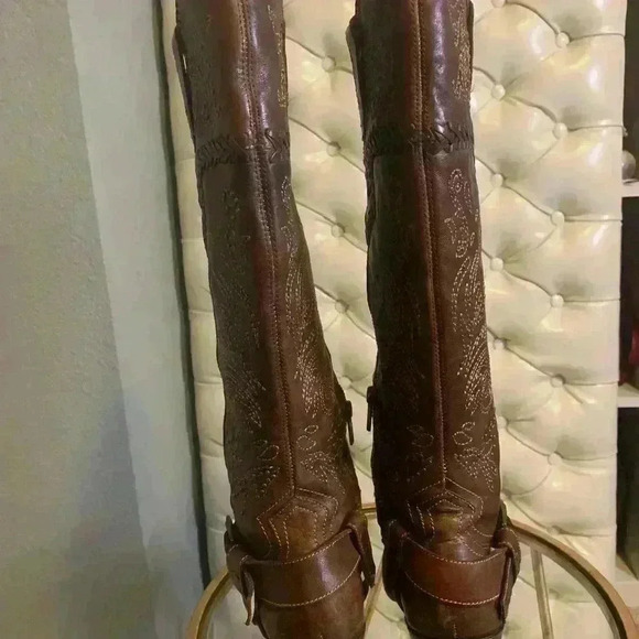 CORRAL Whip Stitch Brass Studded 15" Tall Knee-High Harness Boots Sz 8.5. - Picture 9 of 12